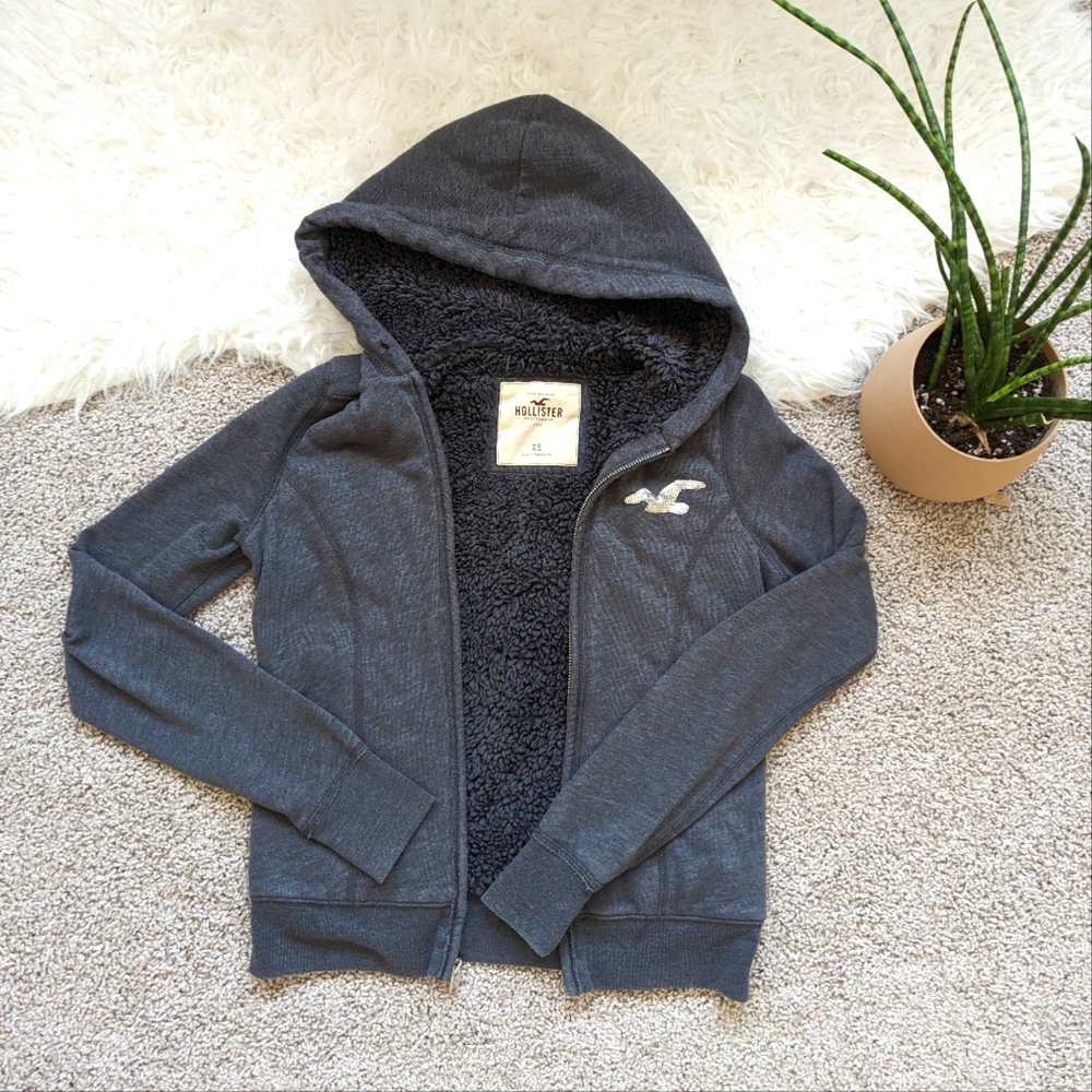 Hollister grey zip up hoodie